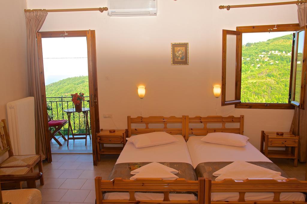Stavroula Rooms Makrirrákhi Exterior photo